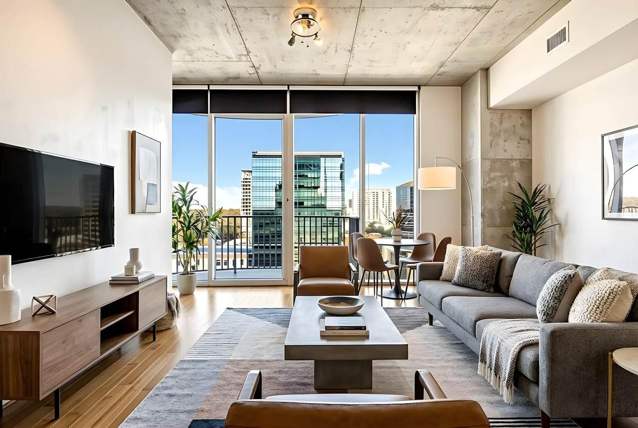 360 Nueces St - Photo 1