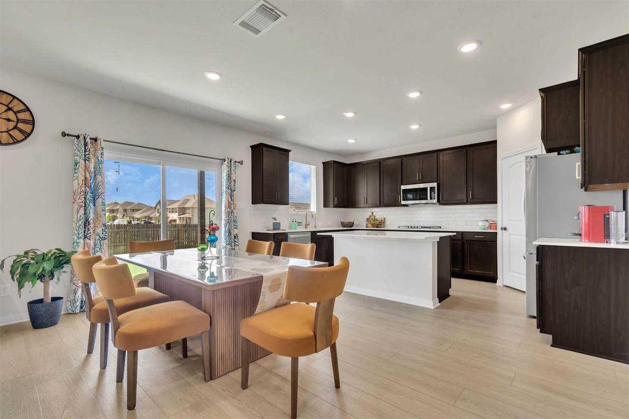 722 Palo Brea Loop - Photo 1