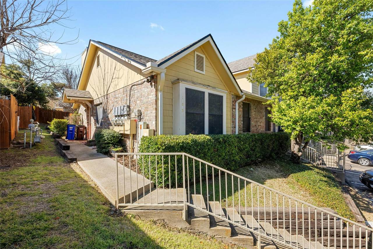 11901 Swearingen Dr - Photo 1