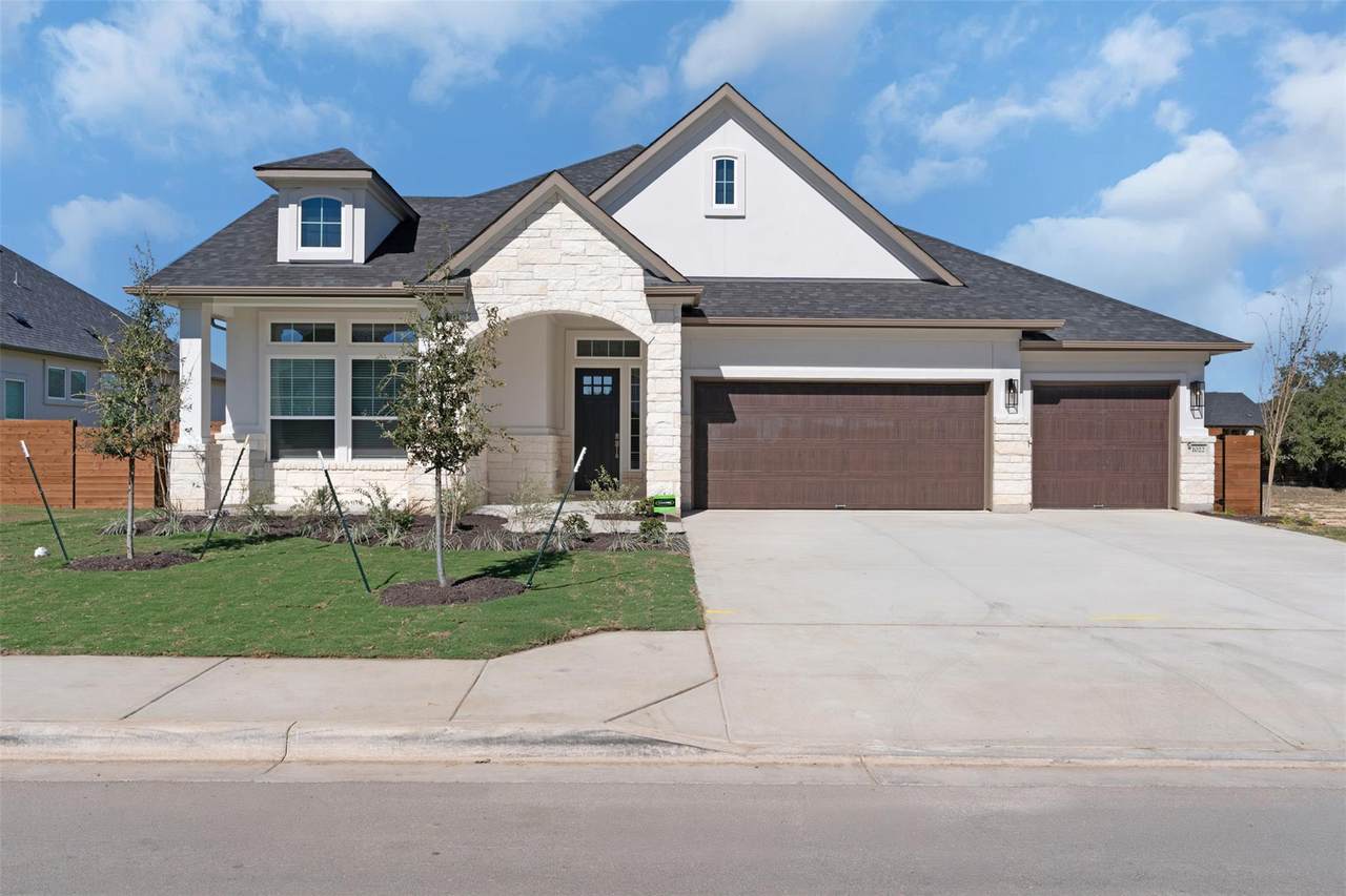 1022 Painted Horse Dr - Photo 1
