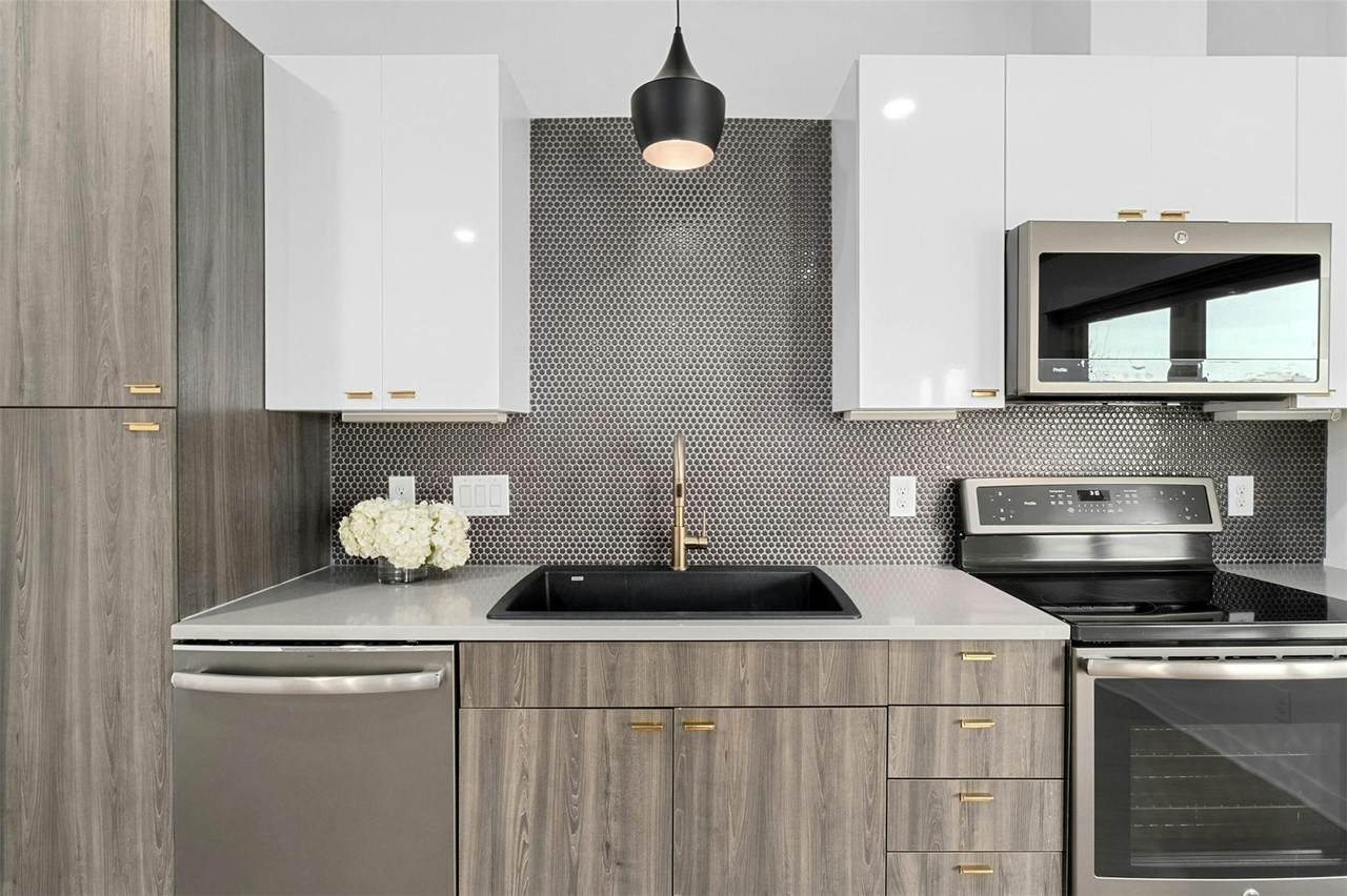 4361 Congress Ave - Photo 1