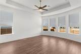 1022 Painted Horse Dr - Photo 18