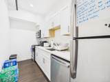 1010 26th St - Photo 4