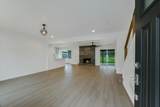 2605 Loyola Ln - Photo 8