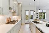 2606 Sutherland St - Photo 8