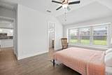 532 Elm Green St - Photo 15