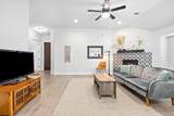 532 Elm Green St - Photo 9