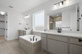 2251 Sarabanda St - Photo 19