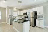 615 Spring St - Photo 2