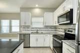 615 Spring St - Photo 3