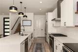 1129 Henninger St - Photo 6