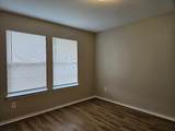 17900 Honey Locust Ln - Photo 9