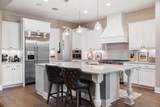 203 Bisset Ct - Photo 6
