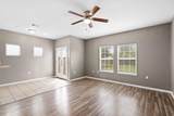7502 Lazy Creek Dr - Photo 4