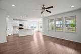 521 Falkland Trce - Photo 6