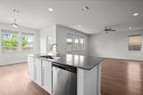 521 Falkland Trce - Photo 8