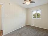 2401 Manor Rd - Photo 26
