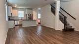 804 Goldilocks Ln - Photo 5
