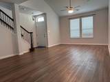 804 Goldilocks Ln - Photo 6