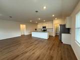 290 Gresham - Photo 16