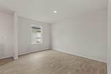 172 Surrey Oaks - Photo 15