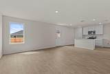 172 Surrey Oaks - Photo 6