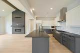913 Presa Arriba Rd - Photo 10