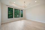 913 Presa Arriba Rd - Photo 16