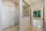 913 Presa Arriba Rd - Photo 19