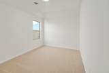 210 Hornet St - Photo 36