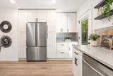 9704 Oriole Dr - Photo 10