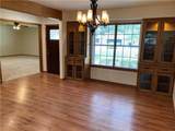 203 Oakwood Dr - Photo 2