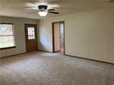203 Oakwood Dr - Photo 6