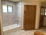203 Oakwood Dr - Photo 9