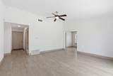 704 Buckingham Pl - Photo 8