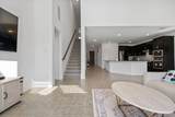 631 Breeze Hollow Ln - Photo 12