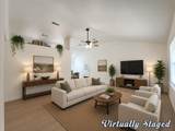 15 Las Flores Dr - Photo 2