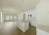 1607 Champagne Oak - Photo 6