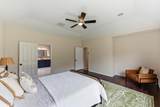 11200 Savin Hill Ln - Photo 17