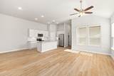 732 Staglin St - Photo 3