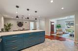 2415 Little John Ln - Photo 15