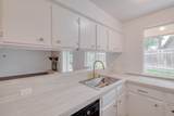10214 Oak Hollow Dr - Photo 17