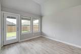 114 Malibu - Photo 12