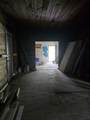 914 Porter &  901 W 5th - Photo 22