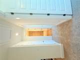 2033 Cora Ivy Ln - Photo 20