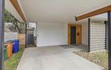1208 Oltorf St - Photo 2