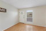 6718 Silvermine Dr - Photo 4