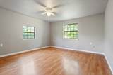 808 10th St - Photo 17