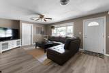 209 Live Oak St - Photo 8