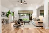 7805 Crandall Rd - Photo 16